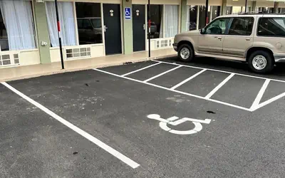 Days Inn by Wyndham Asheville West