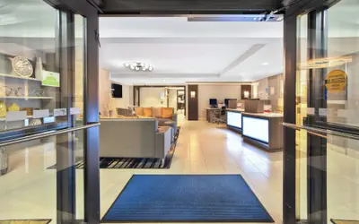 Holiday Inn Express Boston - Waltham by IHG