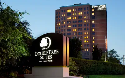 DoubleTree Suites by Hilton Hotel Boston - Cambridge