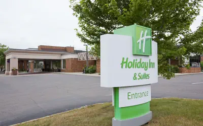 Holiday Inn & Suites St. Cloud by IHG