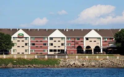 Courtyard by Marriott La Crosse