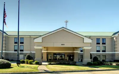 Comfort Inn & Suites Moss Point Pascagoula