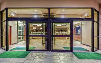 Holiday Inn Springdale/Fayetteville Area by IHG