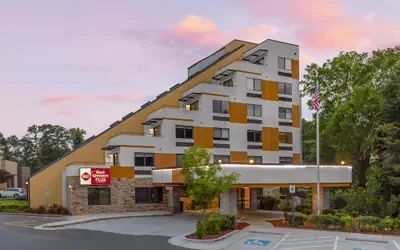 Best Western Plus Raleigh Crabtree Valley Hotel