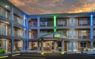 SureStay Hotel by Best Western Summersville