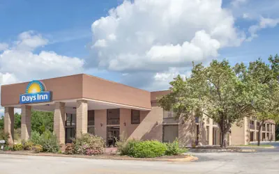 Days Inn by Wyndham Clinton / Laurens I-26