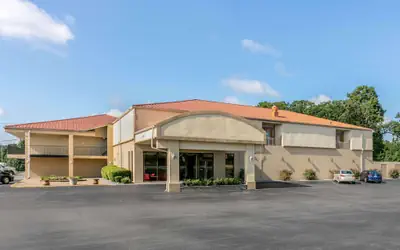 Quality Inn Manchester near Arnold AFB