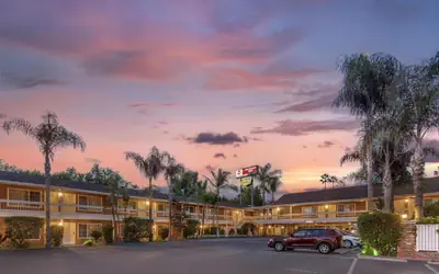 Best Western Plus Carriage Inn