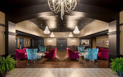 The Highlander Hotel Iowa City, an Ascend Collection Hotel