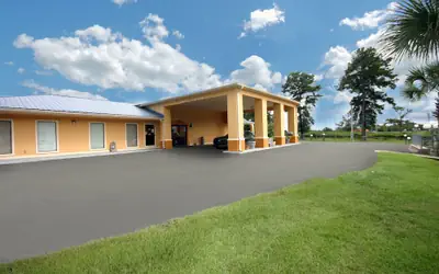 Days Inn by Wyndham DeFuniak Springs