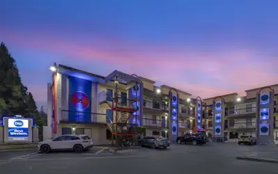 Best Western Courtesy Inn Hotel - Anaheim Resort at the Park