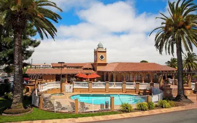 SFO El Rancho Inn SureStay Collection by Best Western