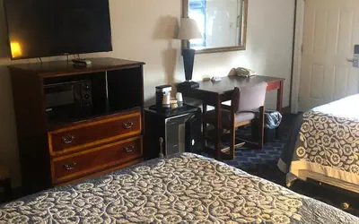 Aderi Hotel Lewisburg