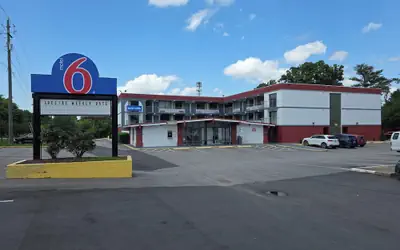 Motel 6 Raleigh, NC – Downtown South