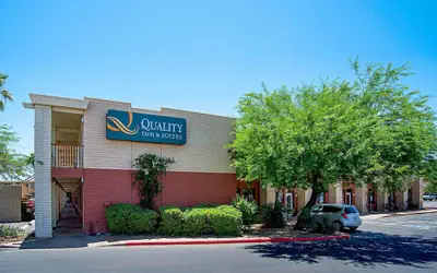Quality Inn & Suites Phoenix NW - Sun City