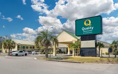 Quality Inn & Suites near Lake Eufaula