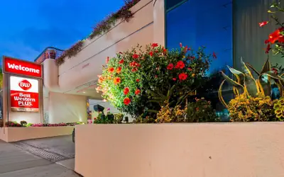 Best Western Plus Suites Hotel - Los Angeles LAX Airport