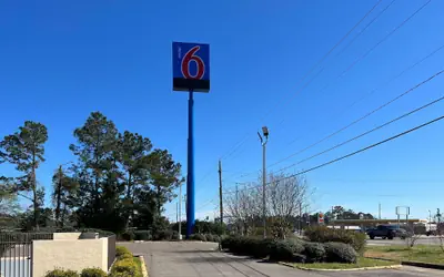 Motel 6 Hattiesburg, MS