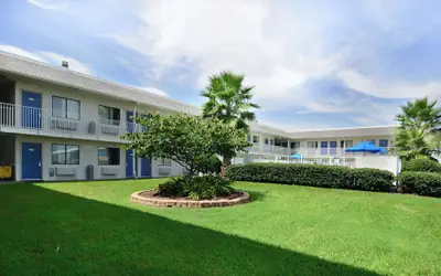 Motel 6 Galveston, TX