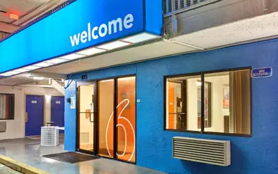 Motel 6 Dania Beach