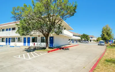 Motel 6 Redding, CA - North