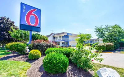 Motel 6 Windsor Locks, CT - Hartford
