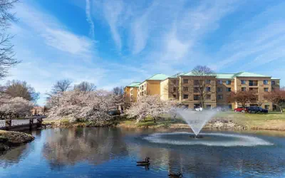 Courtyard by Marriott Richmond Northwest