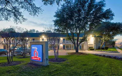 Studio 6 North Richland Hills, TX - Fort Worth