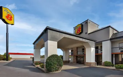 Super 8 by Wyndham Bulls Gap Greeneville Area