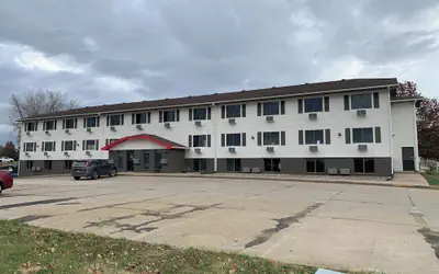 Super 8 by Wyndham Kirksville-University Area