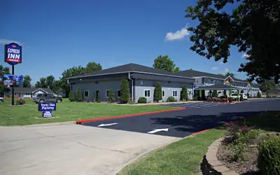 Express Inn Parsons
