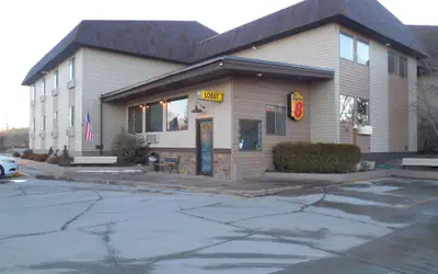 Super 8 by Wyndham Buffalo