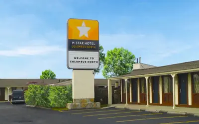 M Star Columbus North