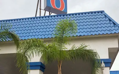 Motel 6 Daytona Beach, FL - Speedway