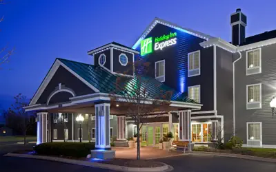 Holiday Inn Express Grand Rapids SW by IHG