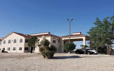 Travelodge by Wyndham Carlsbad NM