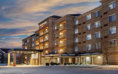 Courtyard by Marriott Cleveland Airport South