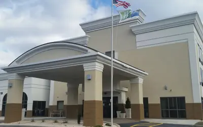 Holiday Inn Express Edgewood-Aberdeen-Bel Air by IHG