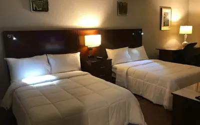 Stratus Suites - Boutique Hotel