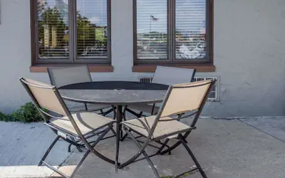 Days Inn by Wyndham West Allis/Milwaukee