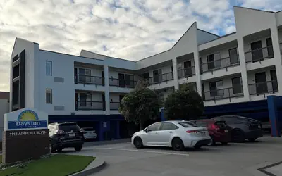 Days Inn by Wyndham San Francisco S/Oyster Point Airport