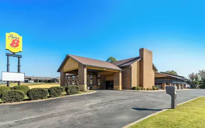 Super 8 by Wyndham Paragould