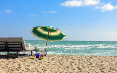 Kimpton Surfcomber Hotel by IHG