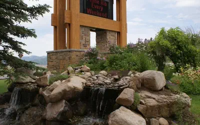 Flying Saddle Resort