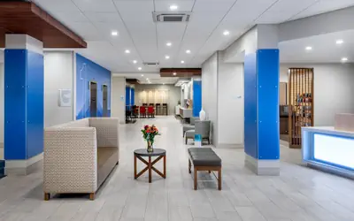 Holiday Inn Express & Suites Santa Ana - Orange County by IHG