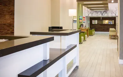 Holiday Inn Salem - I-93 at Exit 2 by IHG