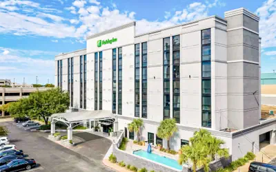 Holiday Inn Alexandria - Downtown by IHG