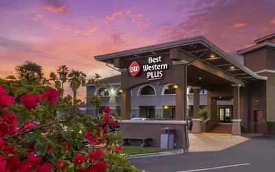 Best Western Plus Brookside Inn