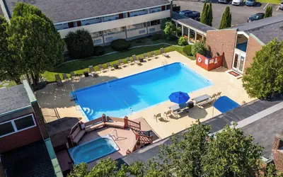 Fireside Inn & Suites Waterville