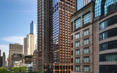 Omni Chicago Hotel